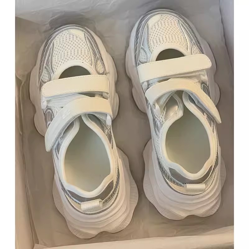 Metallisch silberne, ausgehöhl – Sandal Sport Outdoor Bewertung und Preis